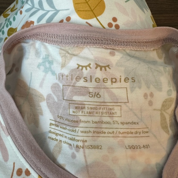 Little Sleepies Dusty Mauve Fall Leaf Pajama Top (Size 5/6) - Picture 3 of 4